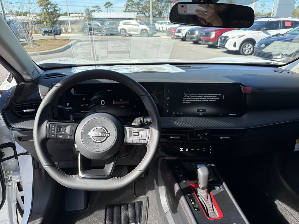 New 2026 Nissan Kicks SR 4D Sport Utility