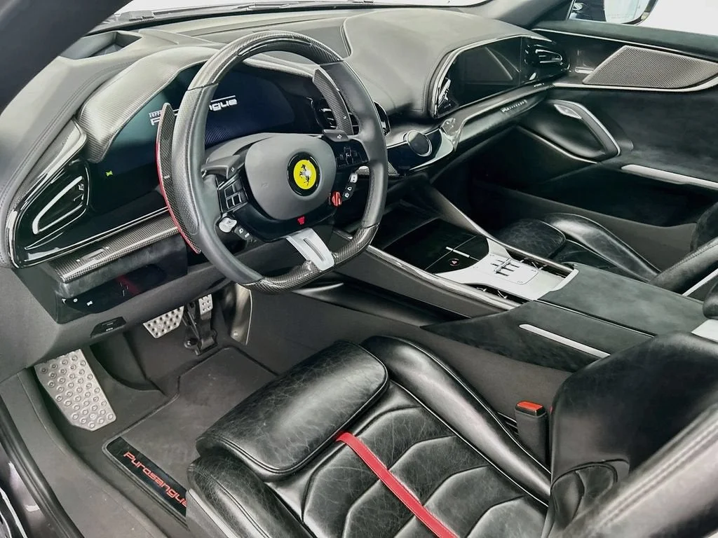 Used 2025 Extra Sample Ferrari Tailor Made image 9