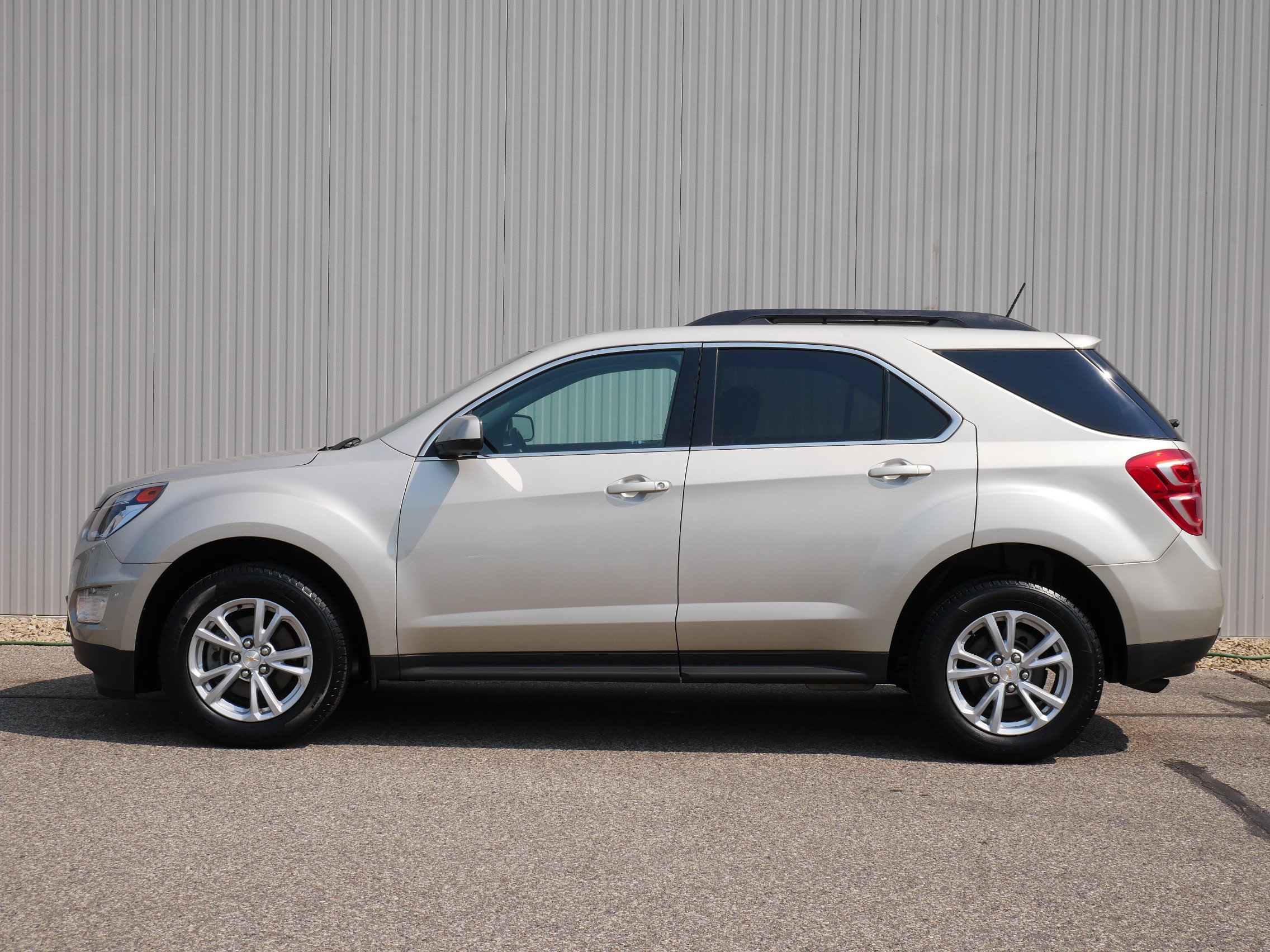 Used 2016 Chevrolet Equinox LT with VIN 2GNALCEK6G1175172 for sale in Hastings, Minnesota