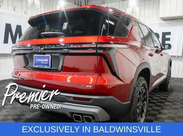 Used 2025 Red Chevrolet Z71 image 5