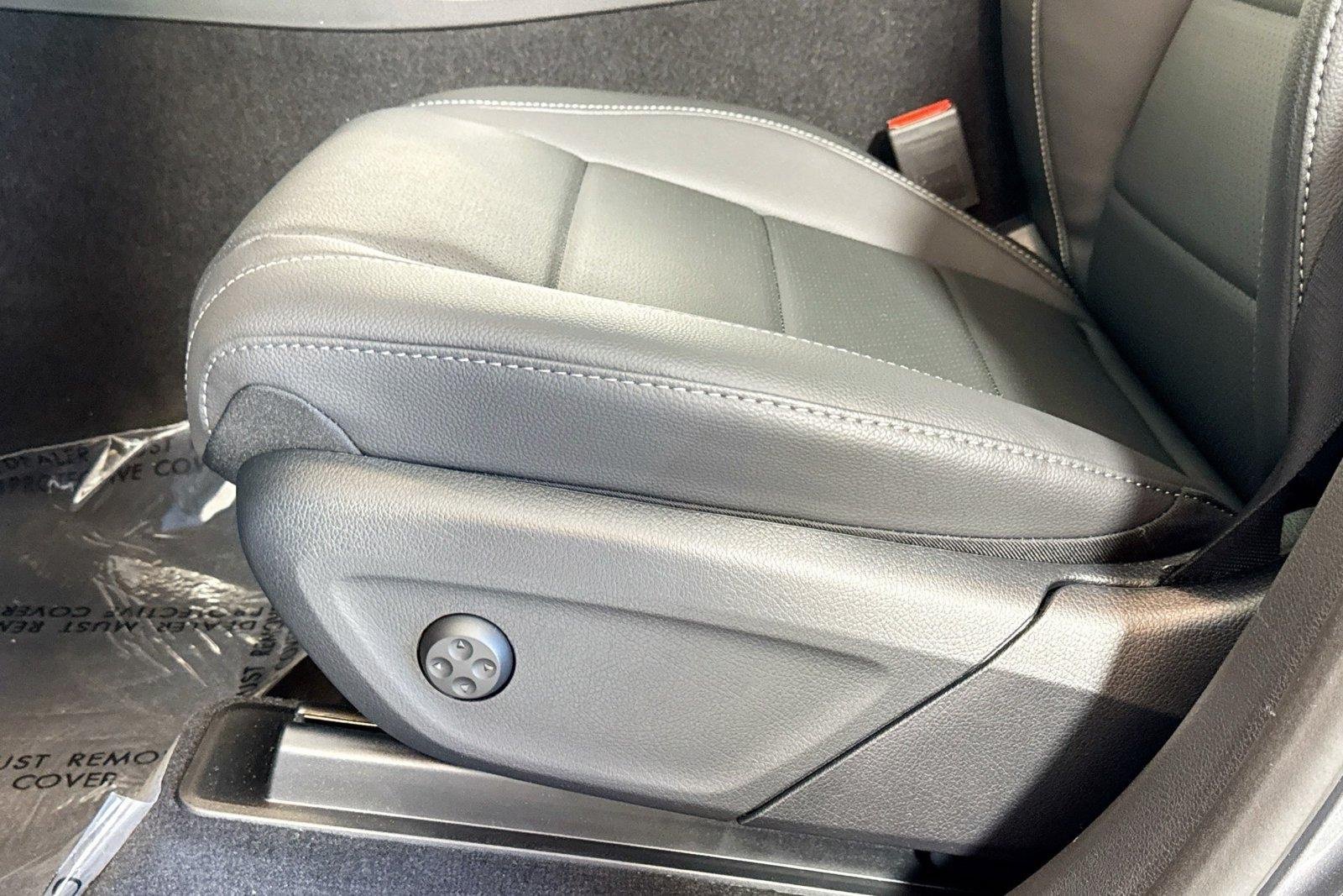 New 2026 Selenite Grey Metallic Mercedes-Benz GLS 450 image 17