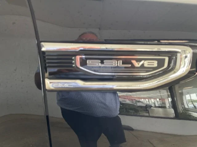 Used 2021 Black GMC SLE image 8
