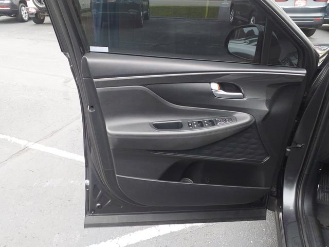 Used 2021 Gray Hyundai SE image 19