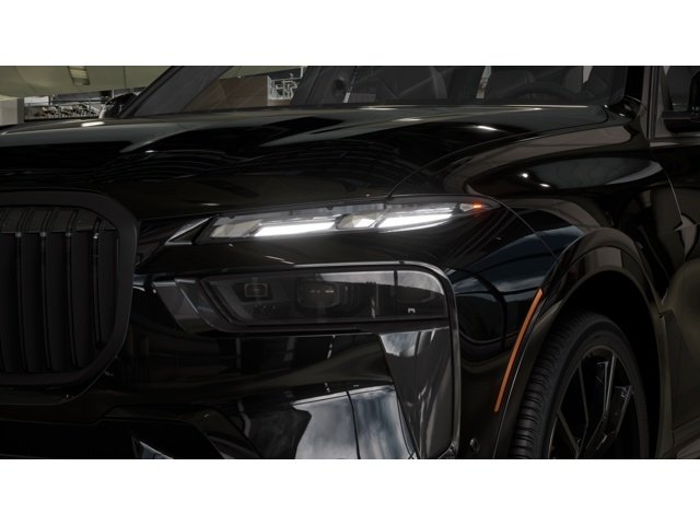 New 2027 Black BMW X7 40i image 6