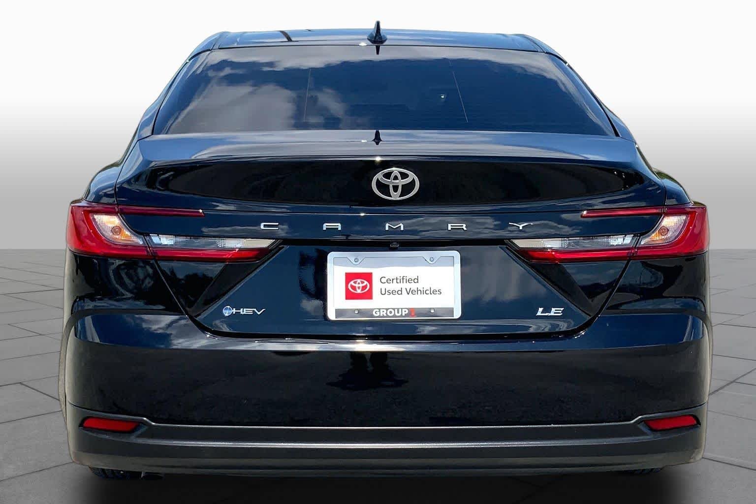 Used 2025 Midnight Black Metallic Toyota LE image 5