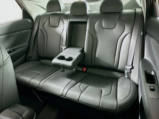 New 2026 Hyundai ELANTRA Limited