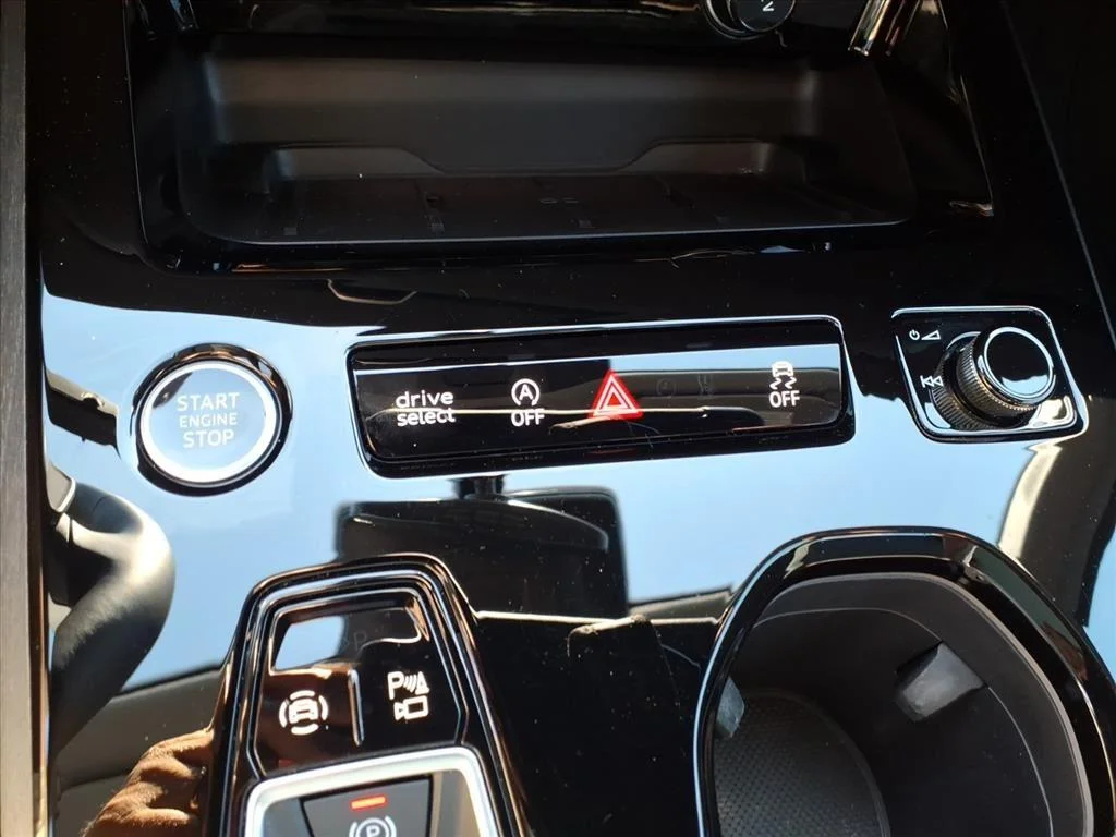 Used 2025 Mythos Black Metallic Audi Premium Plus image 26