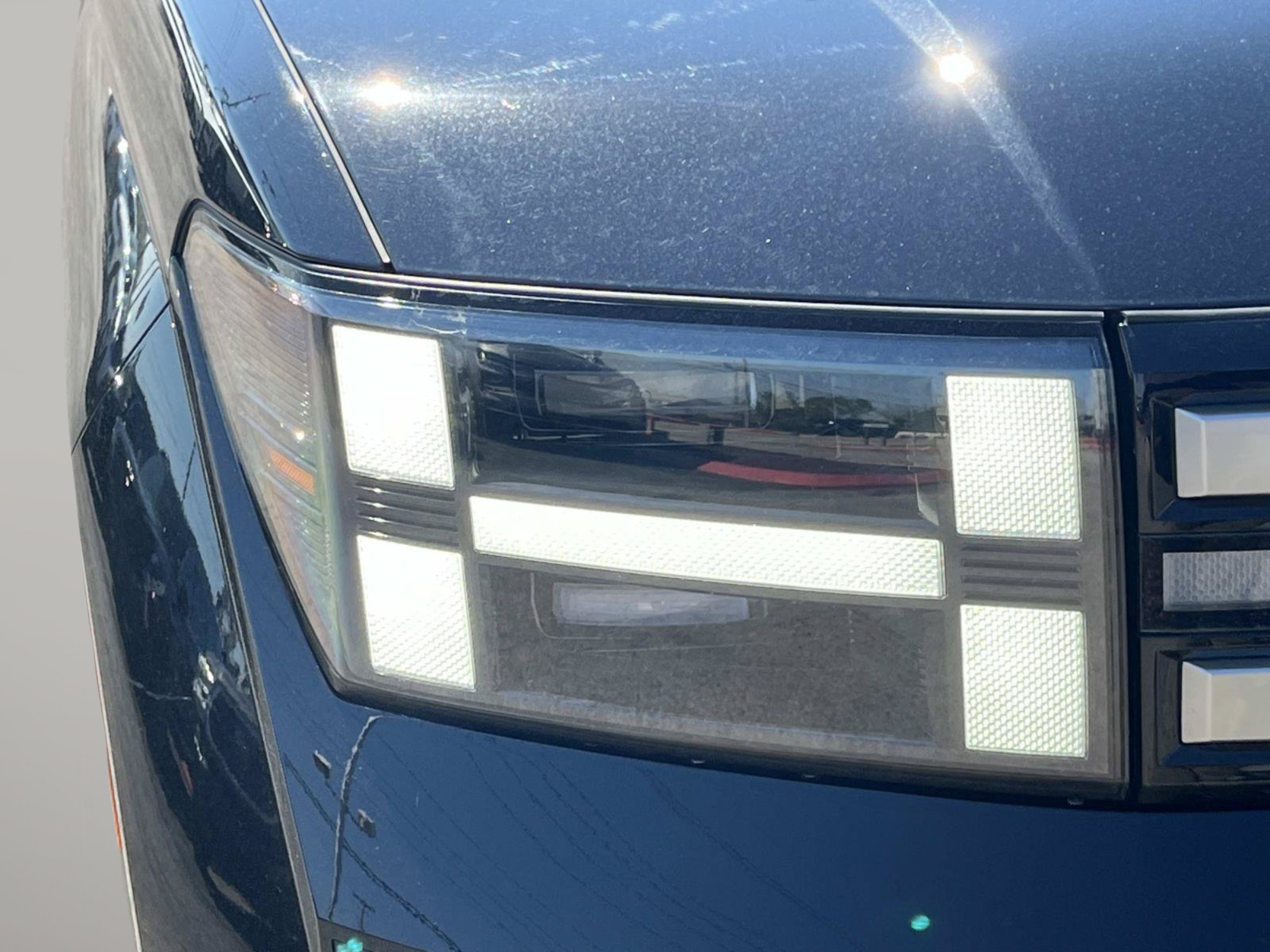 Used 2024 Phantom Black Hyundai SEL image 41