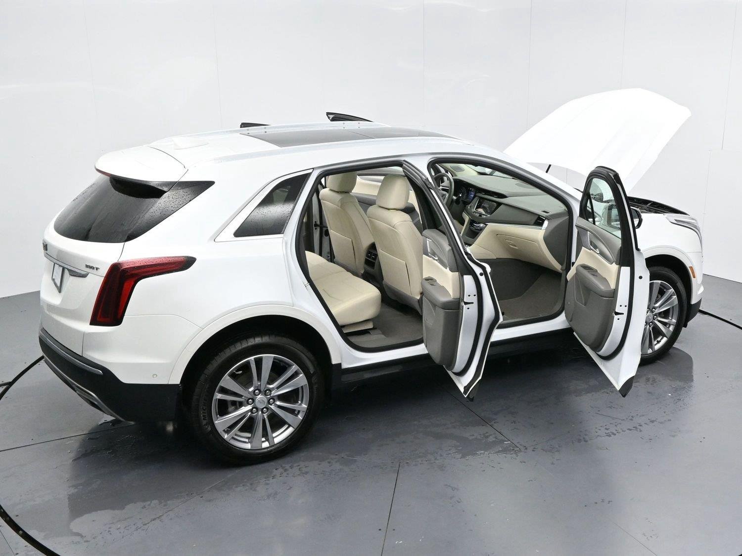 Used 2024 Crystal White Tricoat Cadillac Premium Luxury image 40