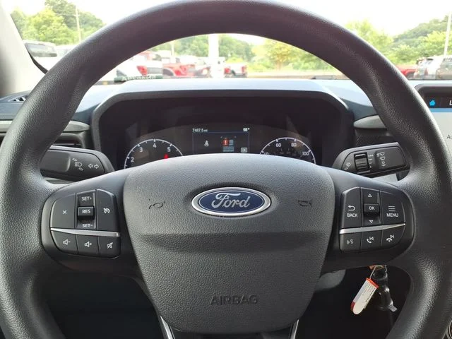 Used 2024 Blue Ford XLT image 28