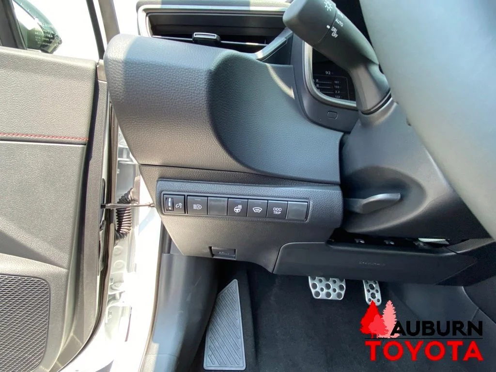 New 2026 Ice Cap Toyota  Premium Plus DAT image 30