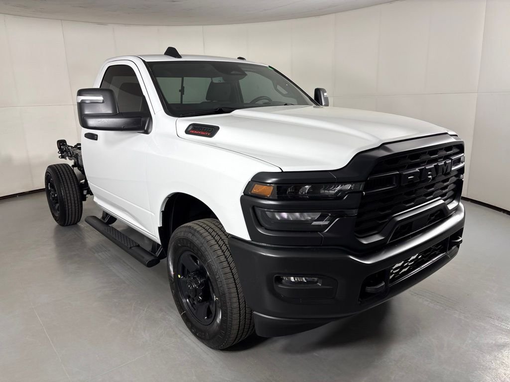 New 2026 Bright White Clear-Coat Exterior Paint RAM Tradesman image 2