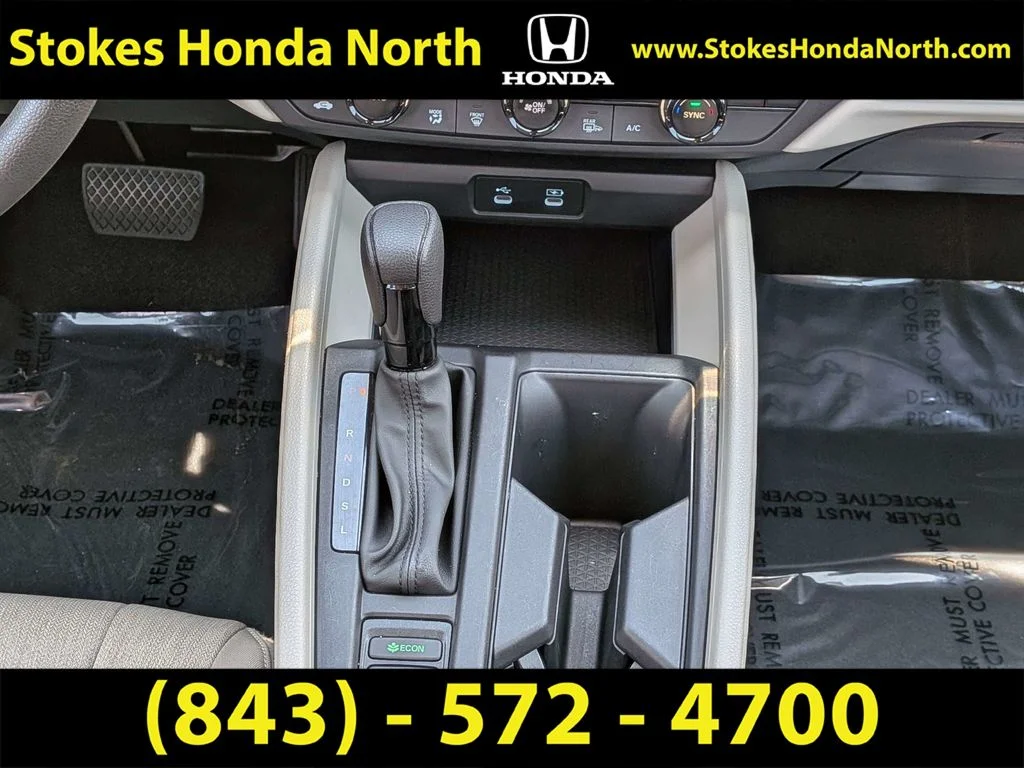 Certified Used 2025  Honda SE image 19