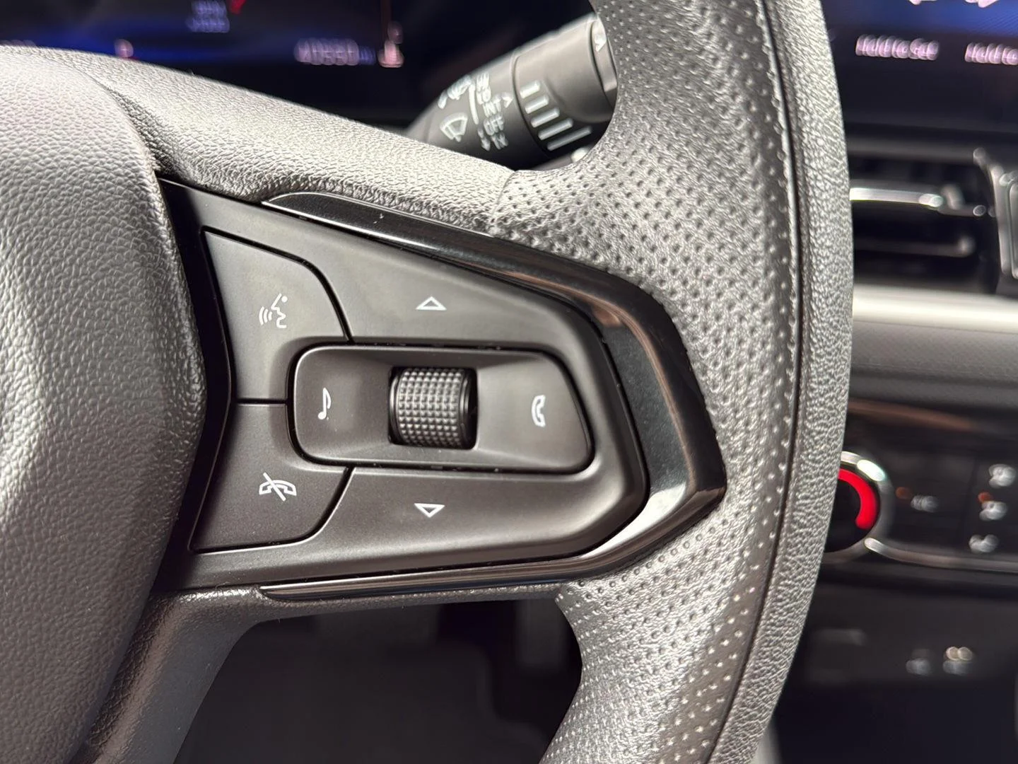 2025 Chevrolet Trailblazer LT - Photo 23