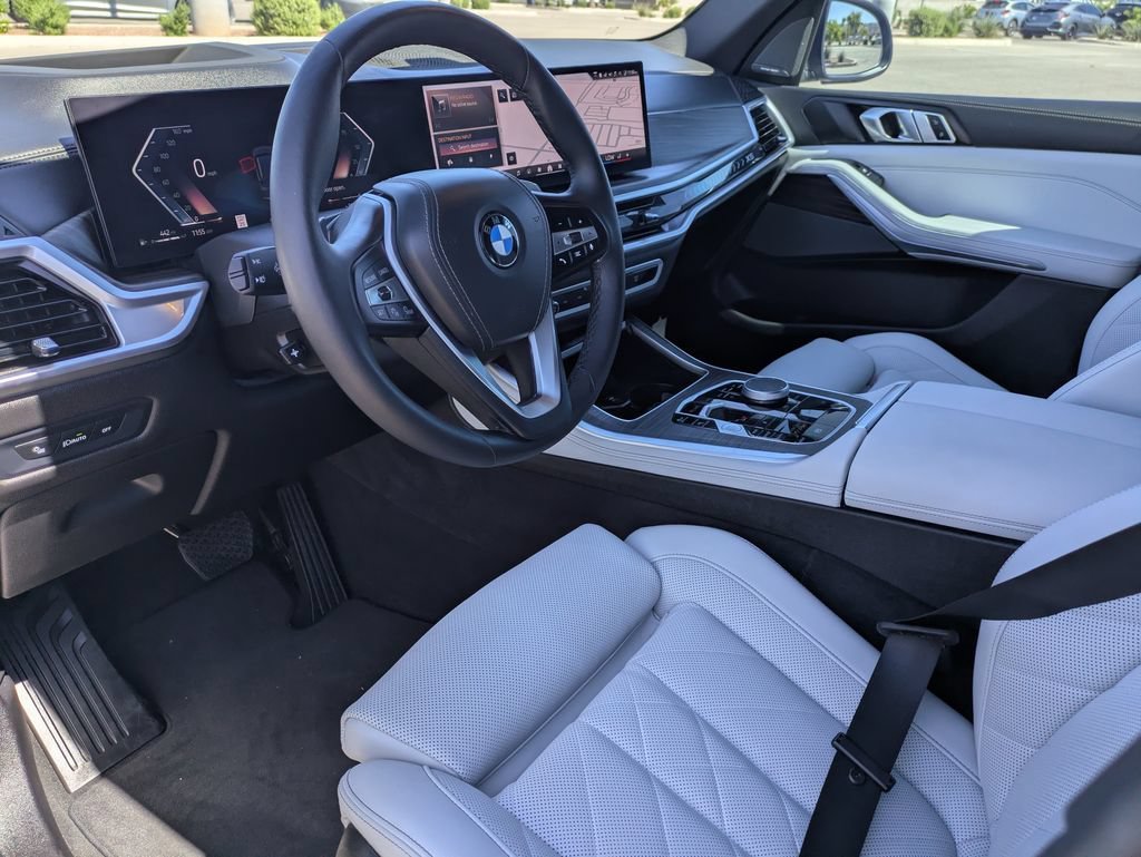 Used 2024 Skyscraper Grey Metallic BMW sDrive40i image 25