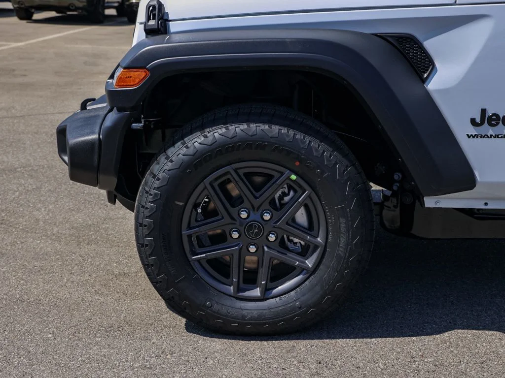 New 2026 Bright White Clear-Coat Exterior Paint Jeep Sport image 11
