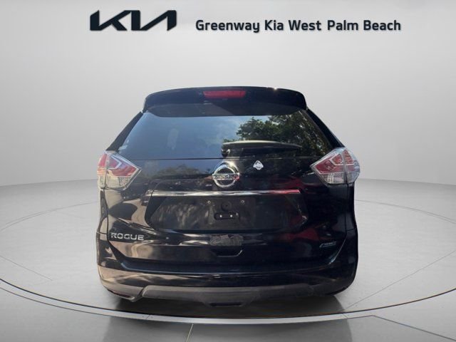 Used 2014 Black Nissan S image 5