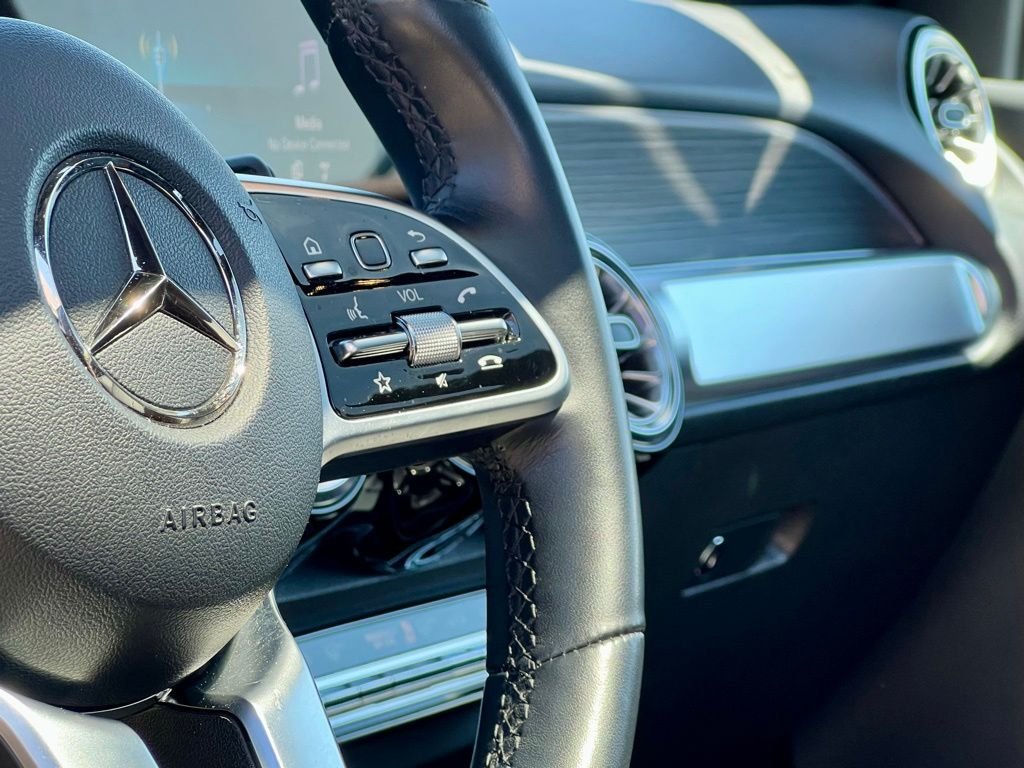 Certified Used 2023 Black Mercedes-Benz GLB 250 image 20