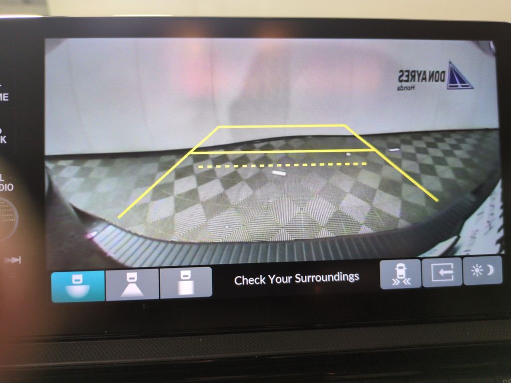 2025 Honda Odyssey Touring - Photo 24