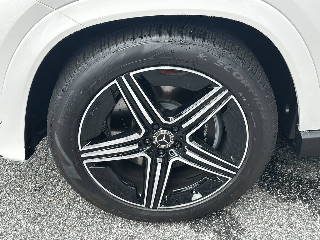 New 2026 Polar White Mercedes-Benz GLE 450 image 13