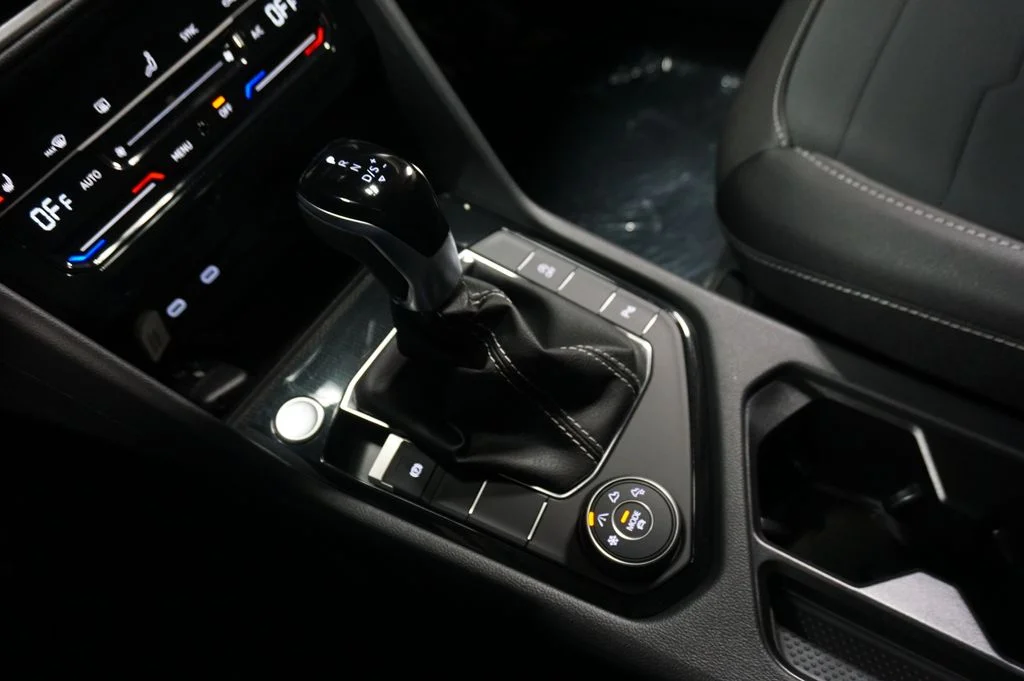 New 2026 Gray Volkswagen 1.5T SE Black image 16