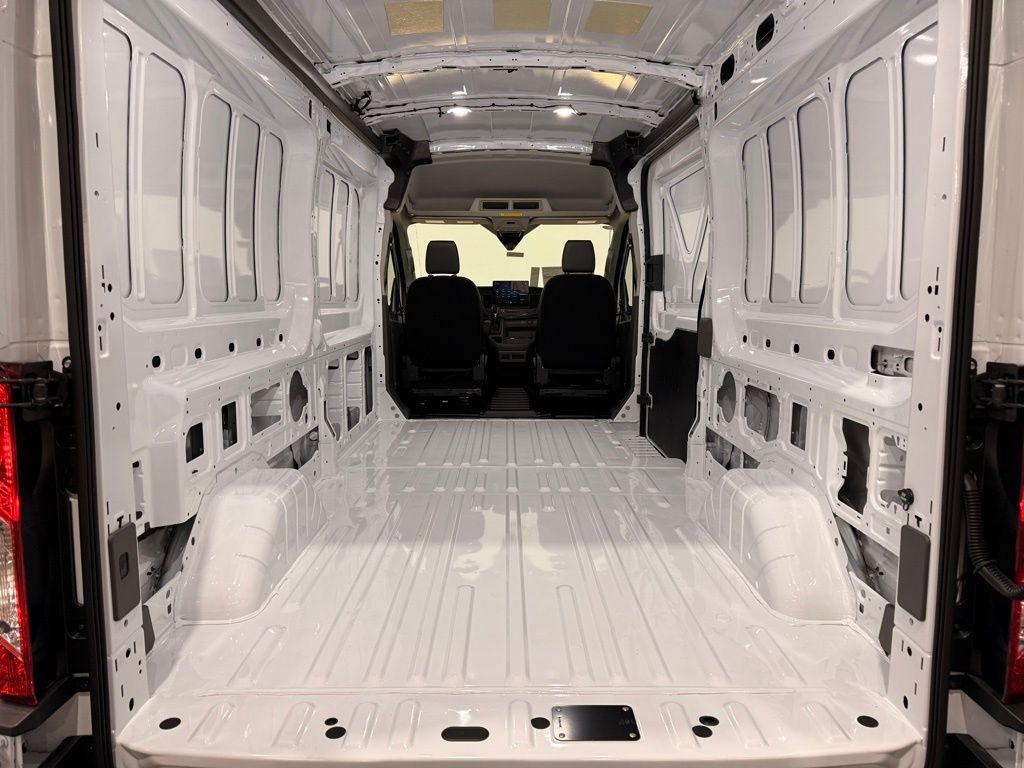 New 2026 White Ford Base image 13