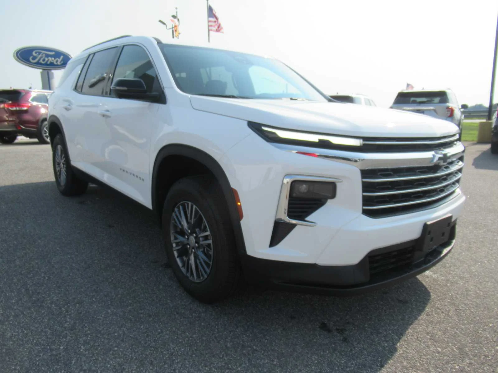 Used 2026 Summit White Chevrolet FWD LT image 3