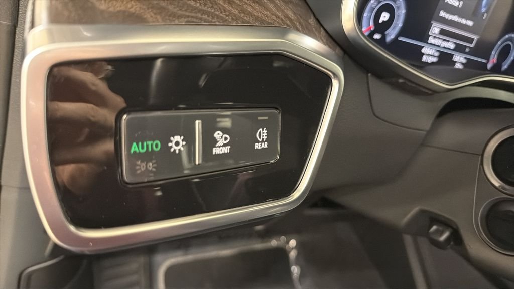 Used 2019 Gray Audi 3.0T Prestige image 17