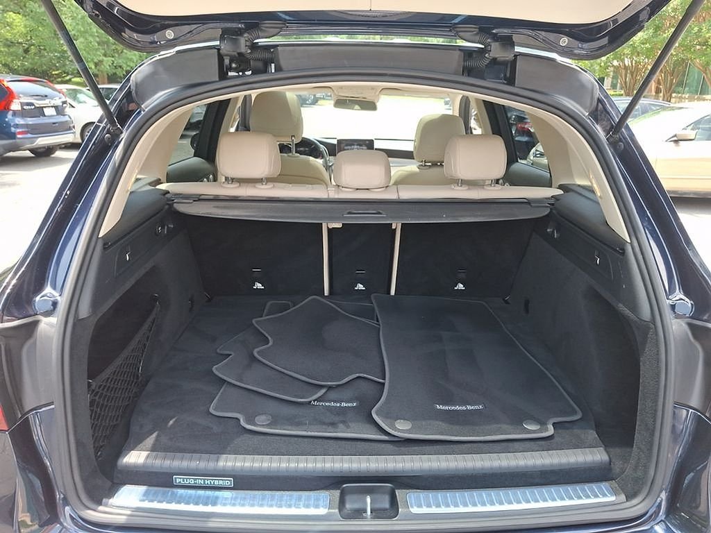 Used 2019  Mercedes-Benz GLC 350e image 27