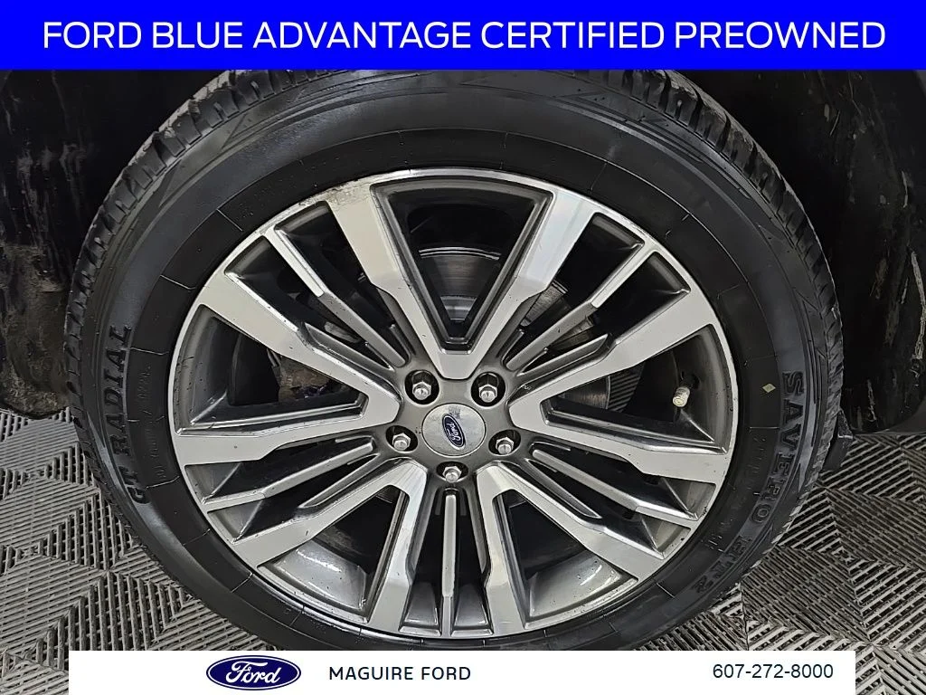 Used 2018 Red Ford Platinum image 18