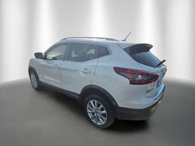 Used 2024 Glacier White Nissan S image 2
