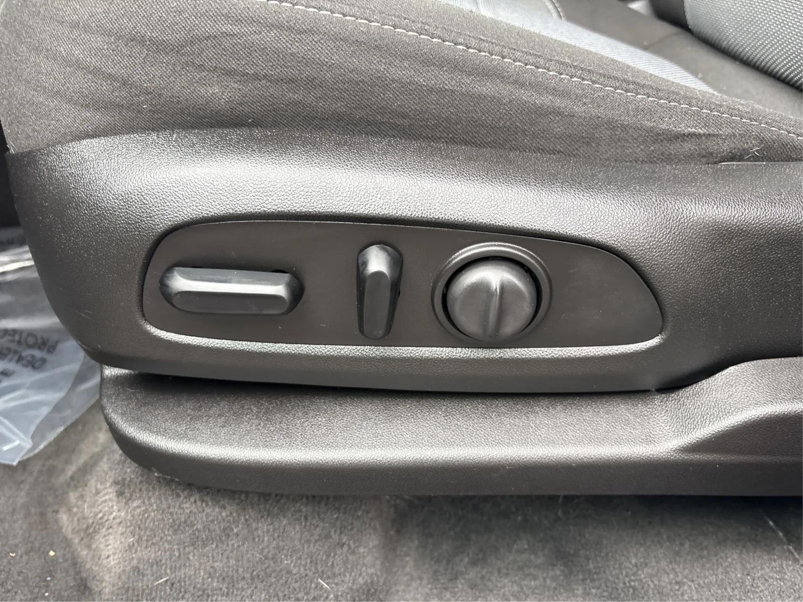 Used 2019 Gray Chevrolet LT Cloth image 17