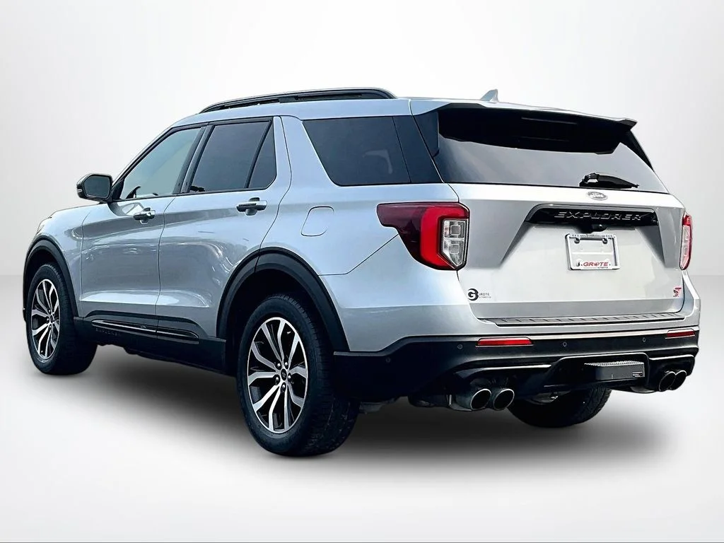 Used 2020 Silver Ford ST image 12