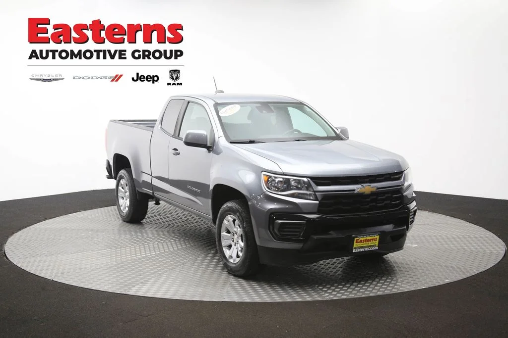 Used 2021 Gray Chevrolet LT image 47