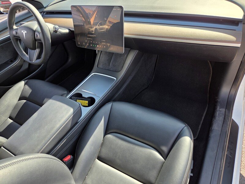 Used 2023  Tesla Performance image 21