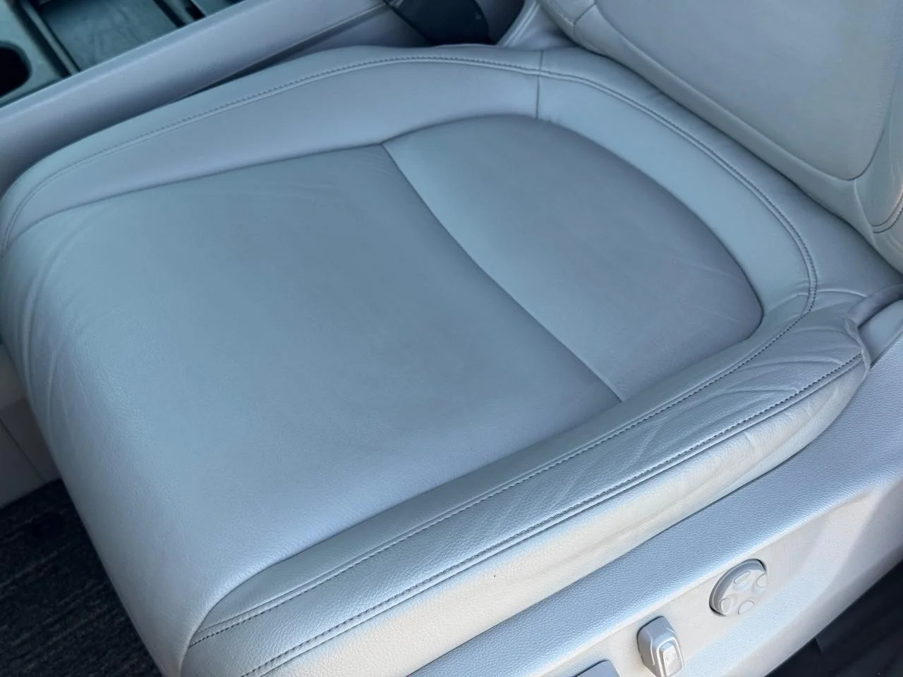 2023 Honda Odyssey EX-L - Photo 26