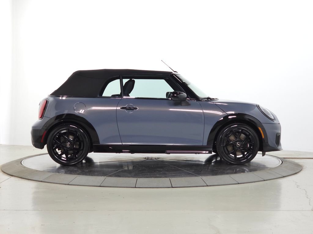 2026 MINI Convertible S - Photo 13