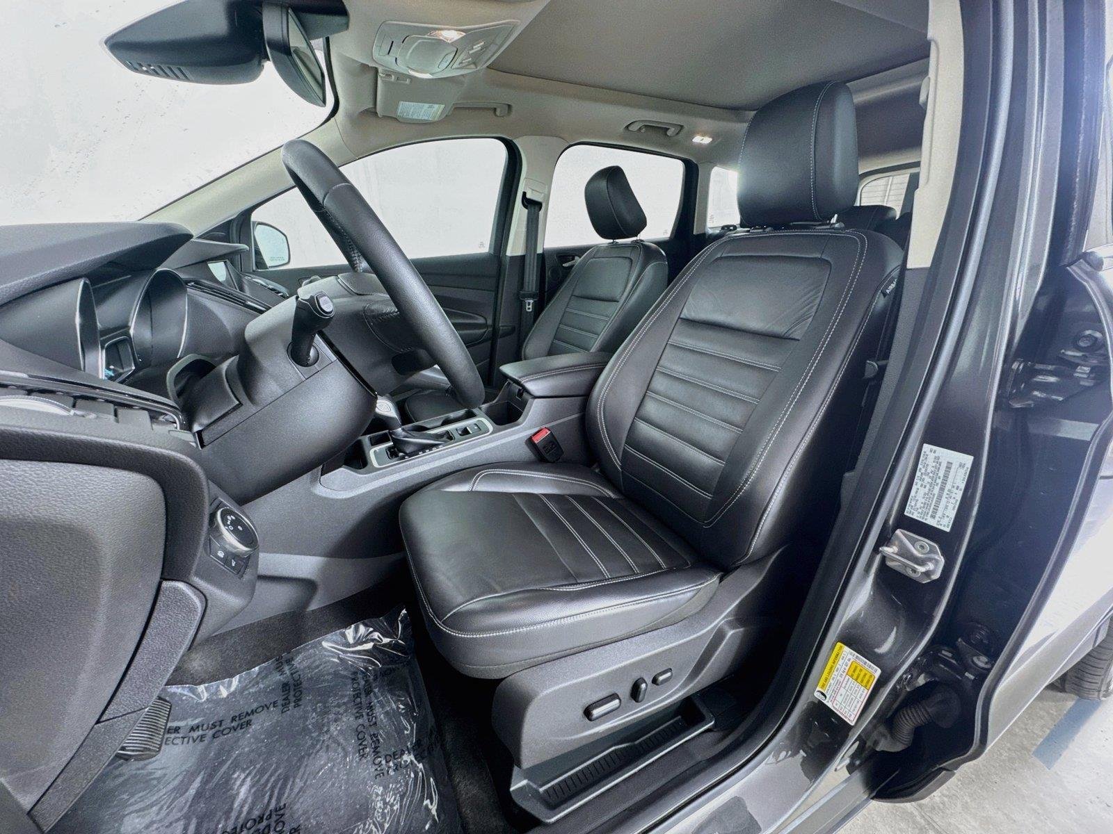 Used 2019 Magnetic Ford Titanium image 21