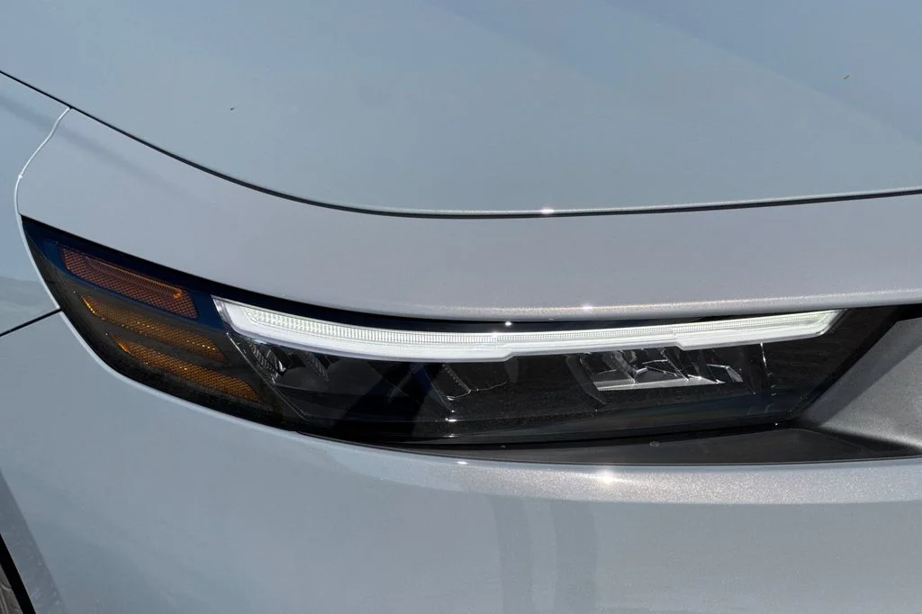 New 2026 Urban Gray Pearl Honda SE image 30