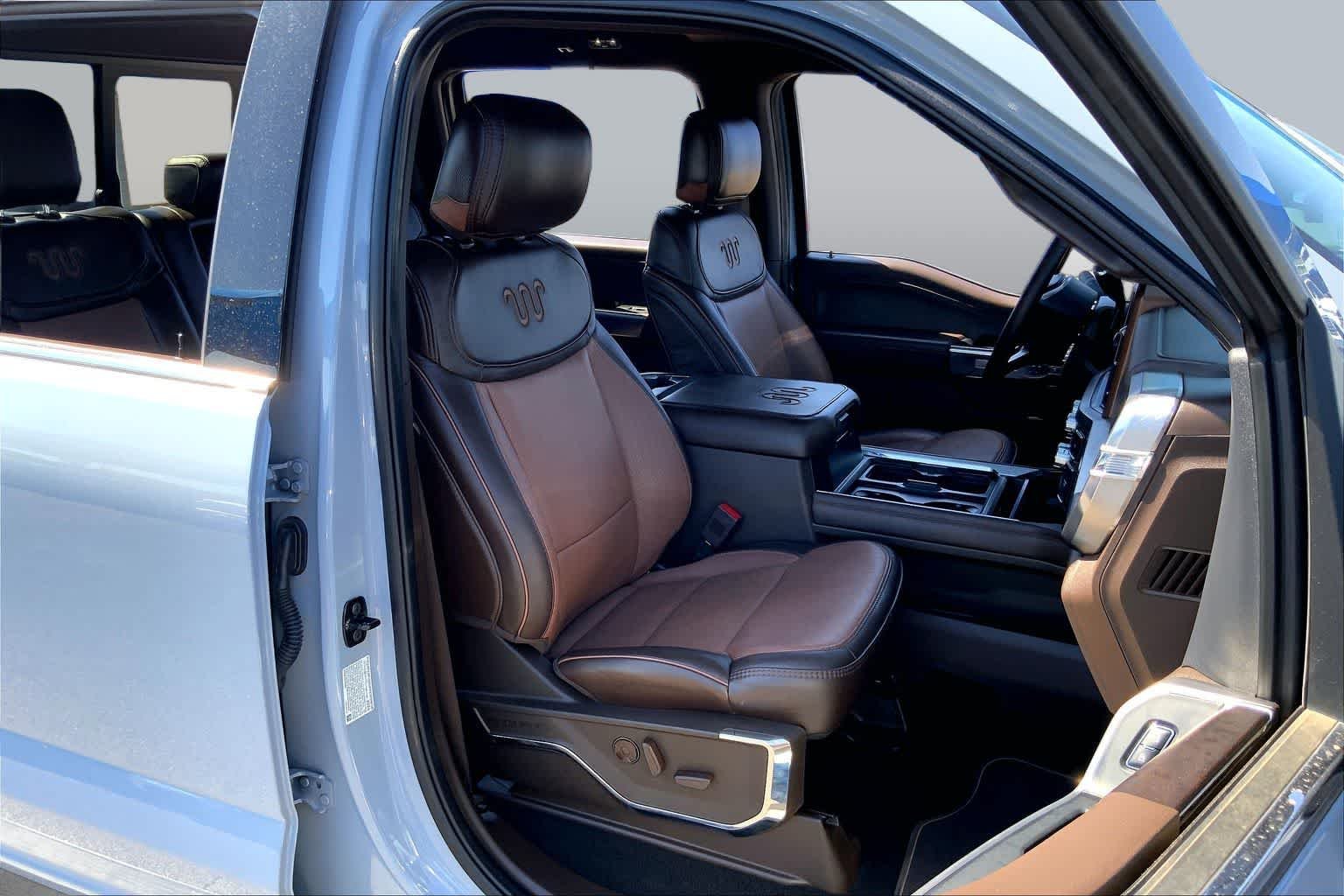 Used 2024 Glacier Gray Metallic Tri-Coat Ford King Ranch image 8