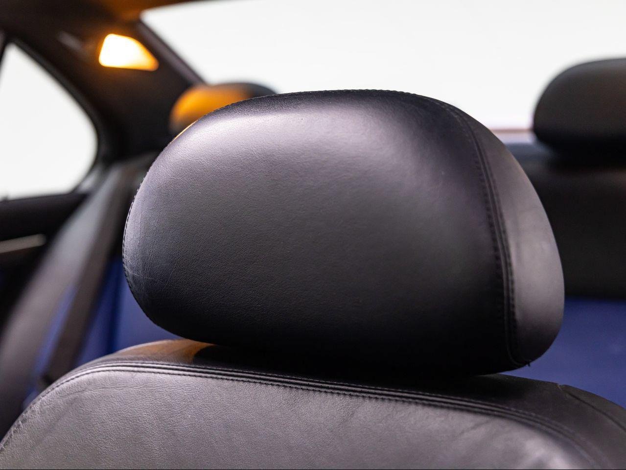 Used 2000 Le Mans Blue BMW E39 image 16