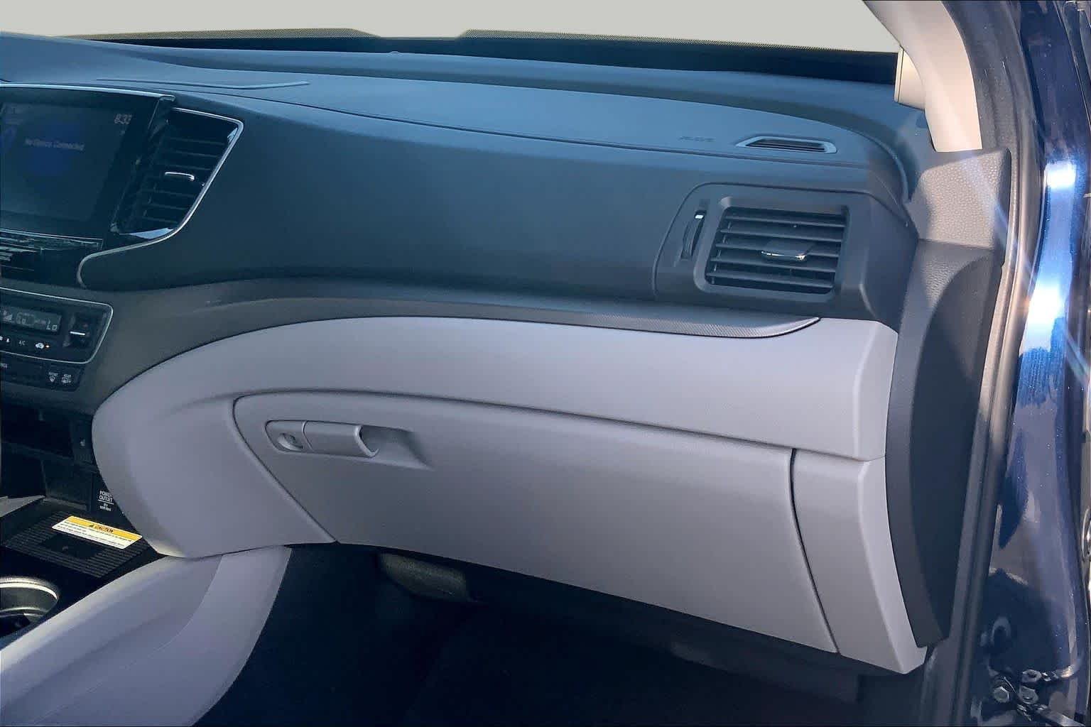 Used 2021 Obsidian Blue Pearl Honda RTL-E image 18