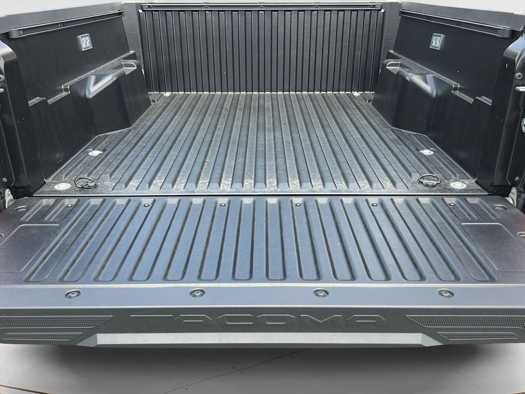 New 2026 Wind Chill Pearl <sup>1</sup> Toyota  TRD Sport image 9