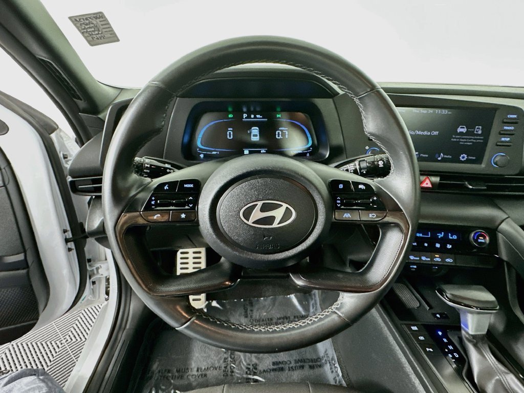Used 2025 Serenity White Hyundai SEL Sport image 11