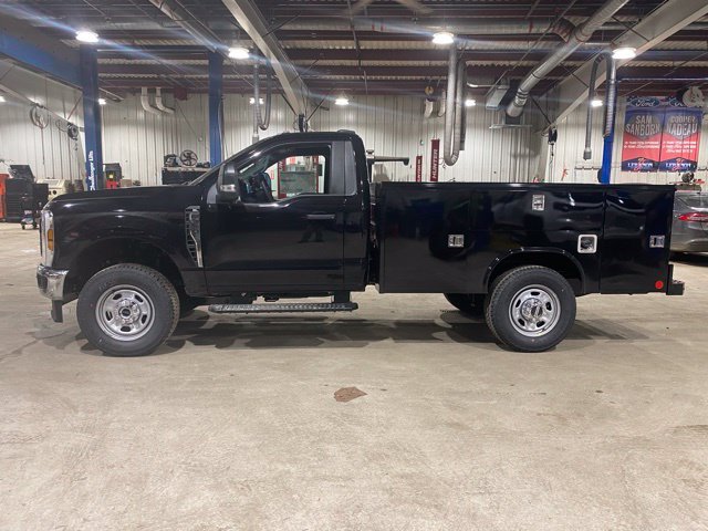 2026 Ford F-350 Super Duty Chassis Cab XL - Photo 18