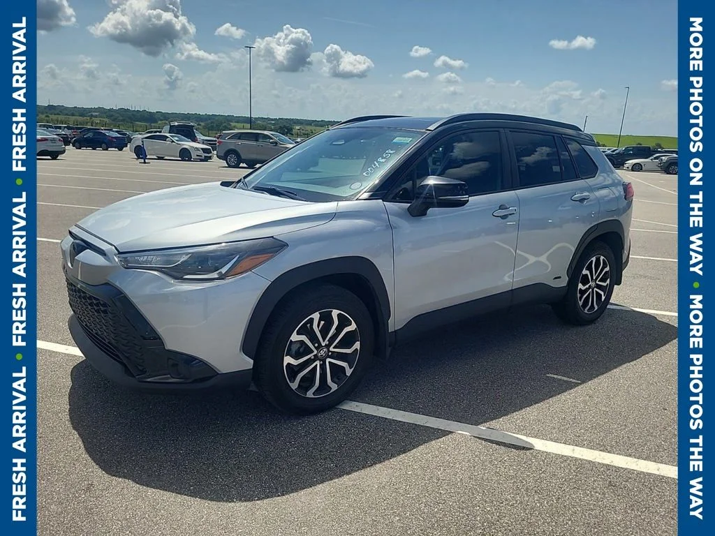 Used 2023 Silver Toyota Hybrid SE image 5