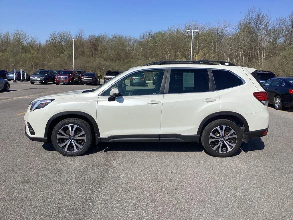 Used 2023 Crystal White Pearl Subaru Limited image 4