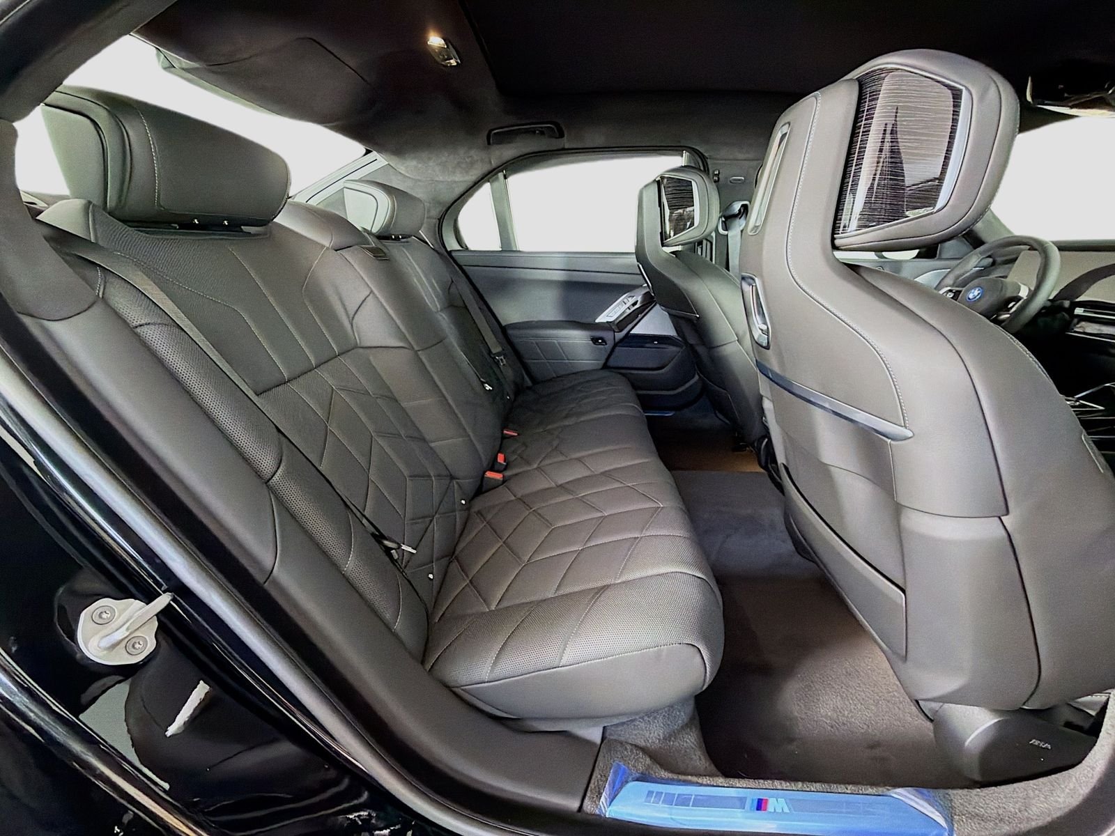 New 2026 Black Sapphire Metallic BMW eDrive50 image 29