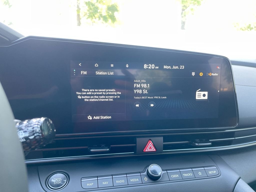 2025 Hyundai Elantra Blue - Photo 42