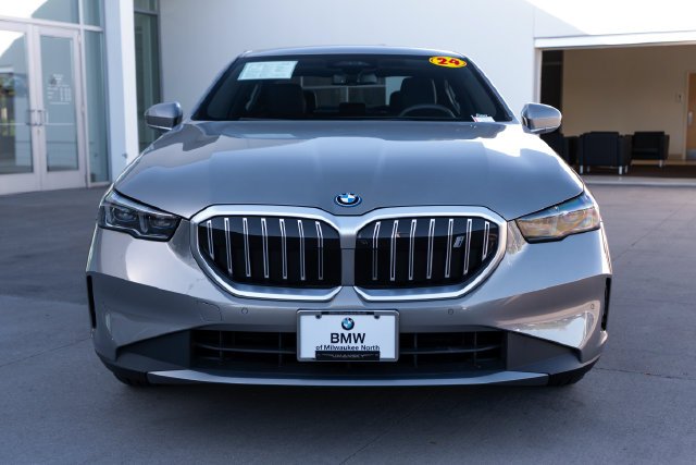 Certified Used 2024 Oxide Grey Met BMW eDrive40 image 7
